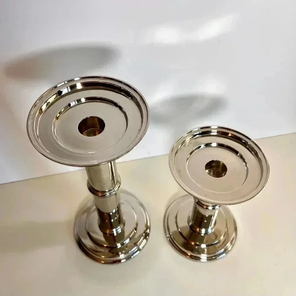 Unbranded polished silver